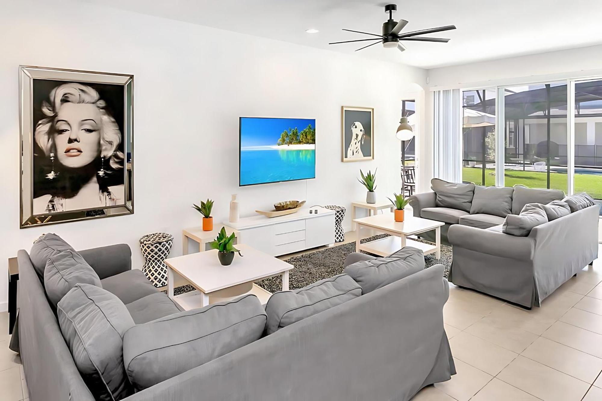 10Br Luxury Home Near Disney W Pool & Games Room 키시미 외부 사진