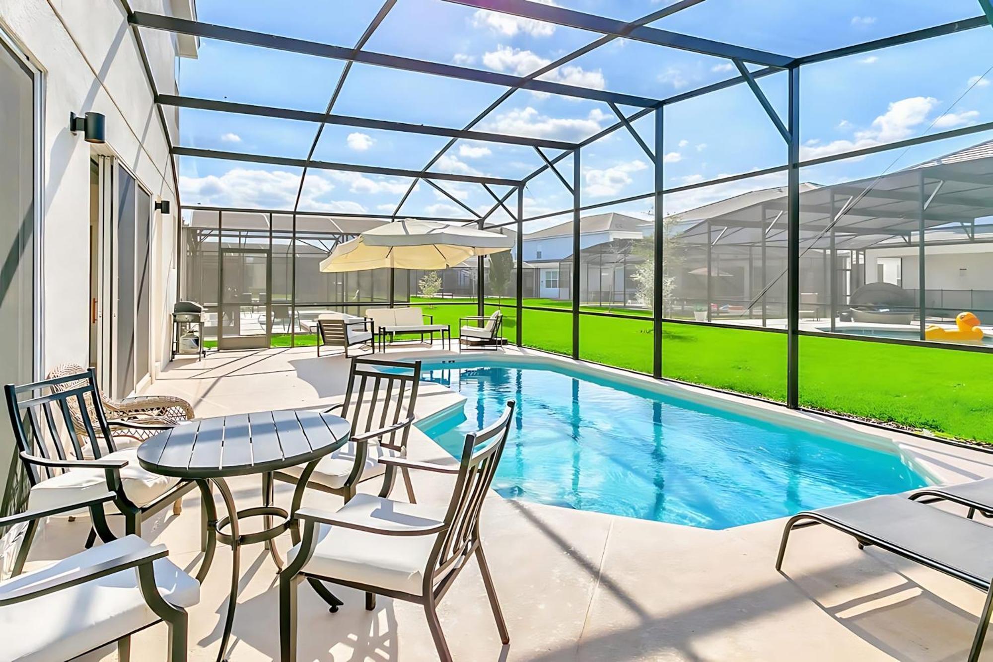 10Br Luxury Home Near Disney W Pool & Games Room 키시미 외부 사진